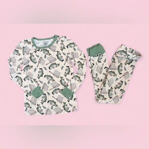 Caden Lane Bass Buddies Bamboo Pajamas Set Fish Print Size 7/8